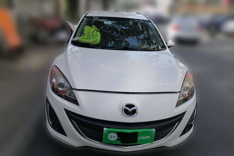 Used Mazda Mazda 3 2015 Sedan 1.6L Manual Comfort Model