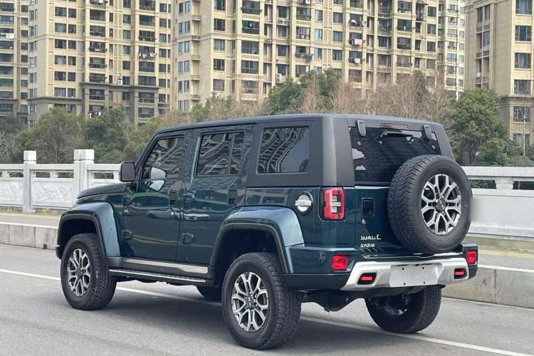 Used BAIC Off-Road BJ40 2023 2.0T Automatic Four-Wheel Drive Urban Hunter Edition Chivalrous Type