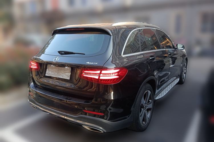 Used Mercedes-Benz GLC 2017 GLC 260 4MATIC Luxury Model
