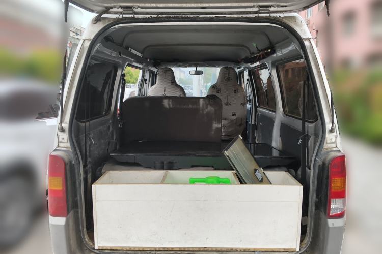 Used Wuling Zhiguang 2015 1.2L Practical LS-I Model Trunk