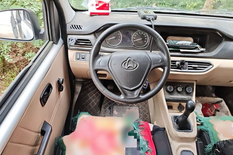 Used CHANGAN KUAYUE Xing V3 2022 1.5L Gasoline Enjoyment Model 5-Seat Passenger Vehicle JL473QH
