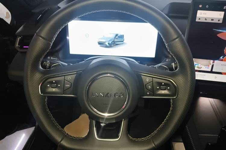 Used Lynk & Co 03 2025 2.0TD DCT Champion Edition Pro Steering Wheel