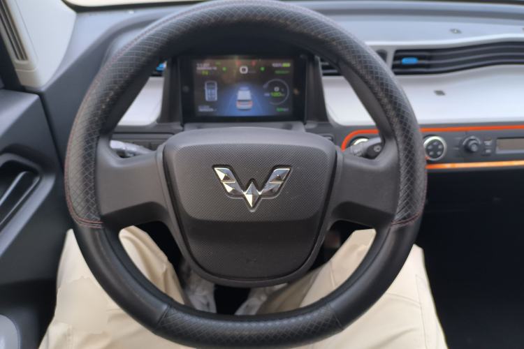Used Wuling Hongguang MINIEV 2020 Zizai Version Lithium-NMC Steering Wheel