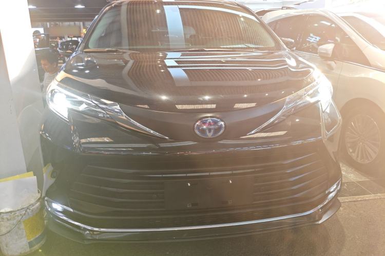 Used Toyota SIENNA 2021 2.5L Hybrid Comfort Edition