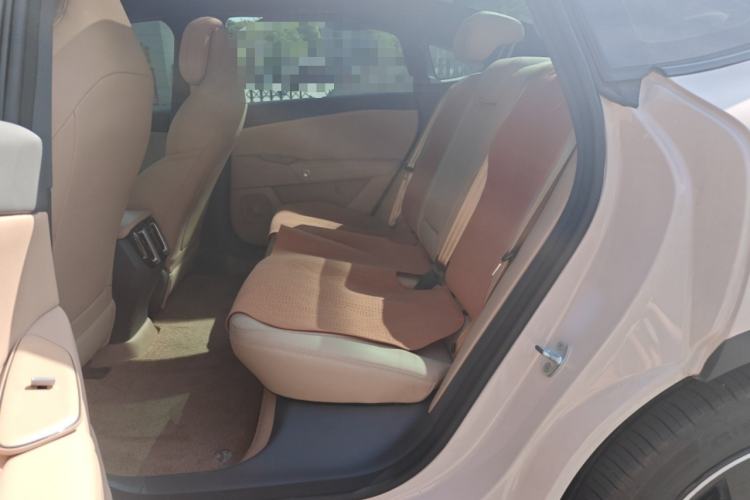 Used ARCFOX Alpha S5 2025 Facelifted 560PRO 185kW Left Rear Seat