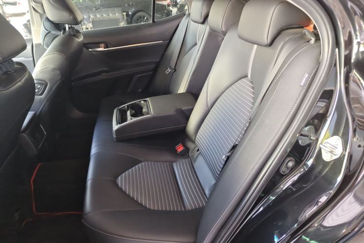 Used Toyota Camry 2022 2.5S Knight Edition