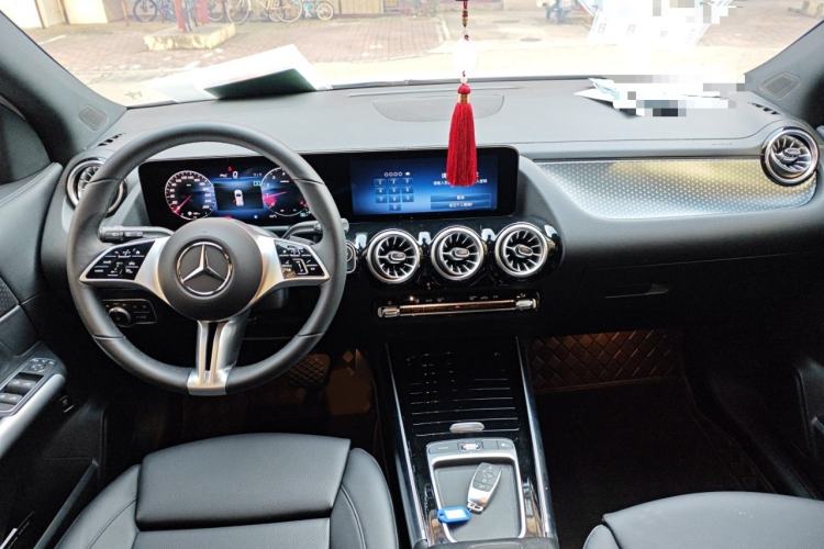 Used Mercedes-Benz GLA 2025-Year Restyled GLA 220
