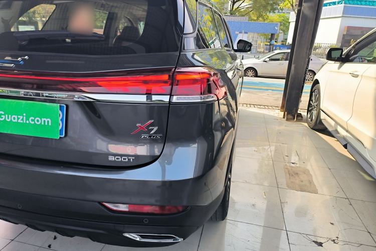 Used CHANGAN OSHAN X7 PLUS 2023 Enjoy Edition 1.5T Automatic Prestige 7-Seater Exterior 3