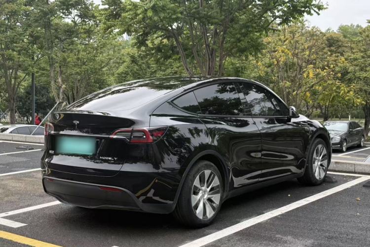 Used Tesla Model Y 2022 Rear-Wheel-Drive Version