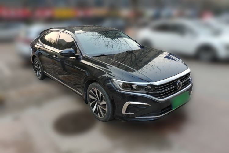 Used Volkswagen Passat 2023 330TSI Elite Edition Front Right 45 Deg