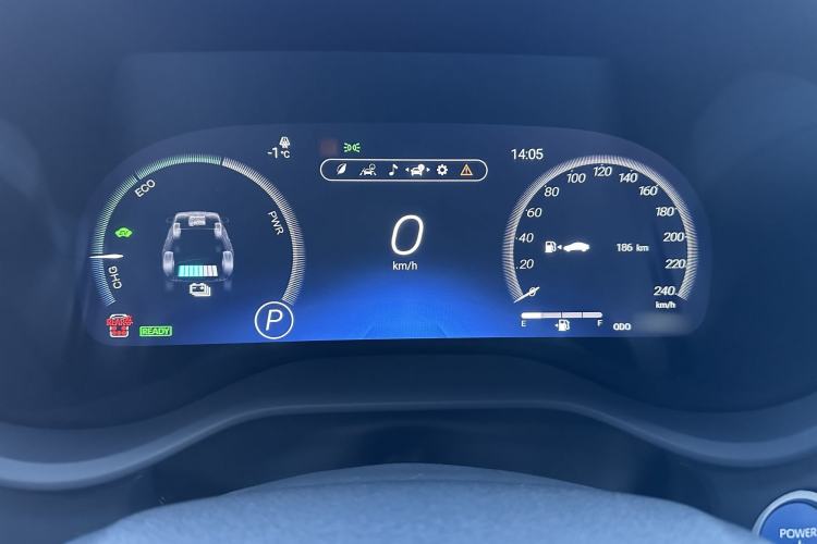 Used Toyota Sienna 2023 2.5L Hybrid Ultimate Edition