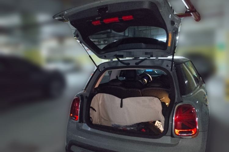 Used MINI MINI 2022 1.5T COOPER Classic Edition