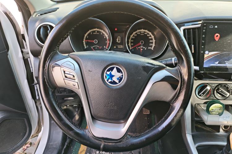 Used Venucia T70 2015 2.0L Manual RuiQu Version