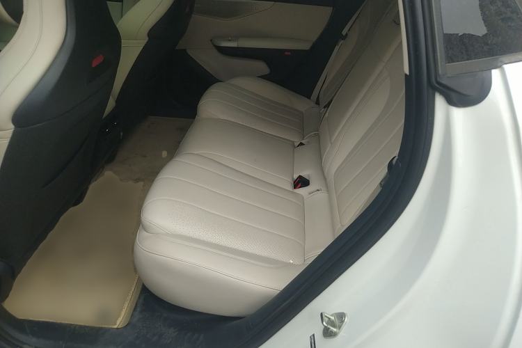 Used Lynk & Co 07 2024 EM-P 126 Long-Range Halo
