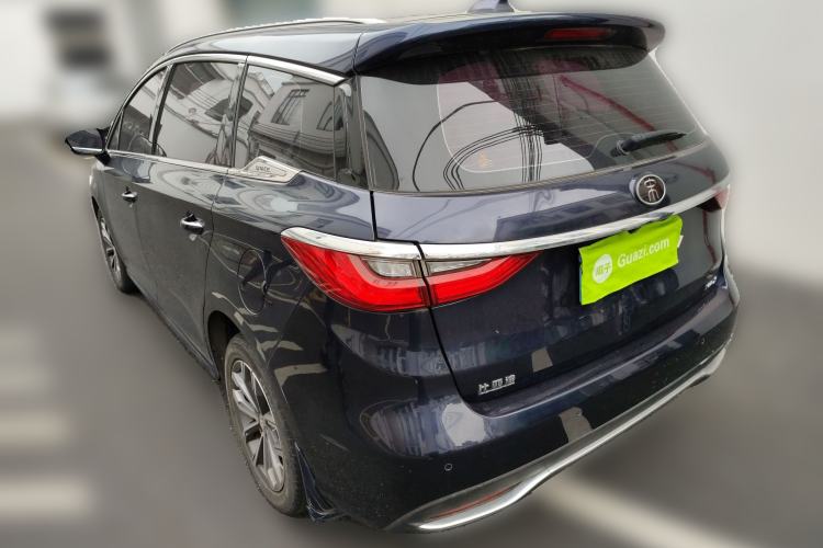 Used BYD Song MAX 2019 1.5T Automatic Smart Connect Ruiyi Sunroof Model 7 Seats China VI Standard
