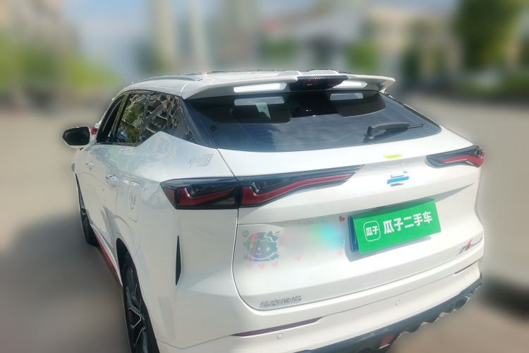 Used CHANGAN OSHAN Z6 2023 Blue Whale 1.5T DCT Smart Luxury Model
