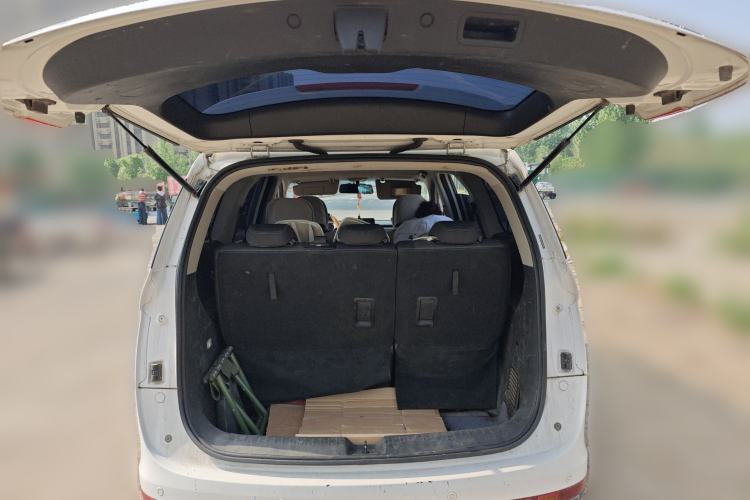 Used Baojun 730 2019 1.5L Manual Fashion Model 7-seater China VI