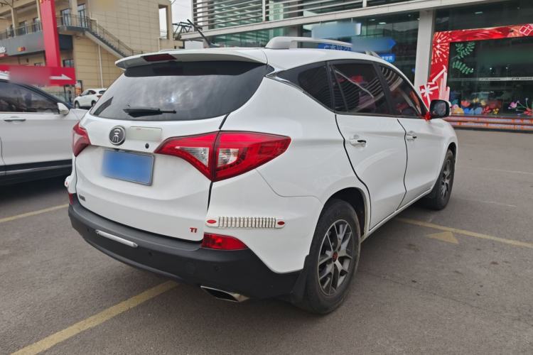 Used BYD Song 2017 Gaishi Upgrade Edition 1.5TI Manual Luxury Model