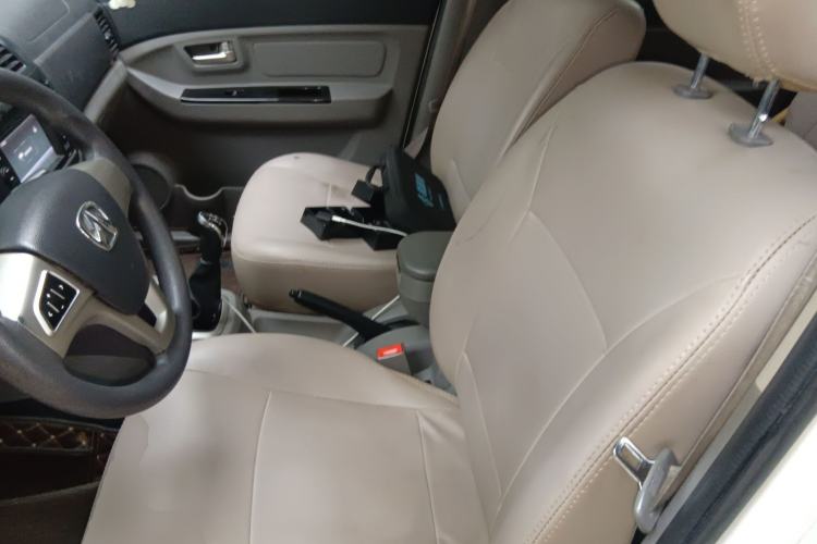 Used BAIC Weiwang M20 2014 1.5L Comfort Version BJ415B Left Front Seat