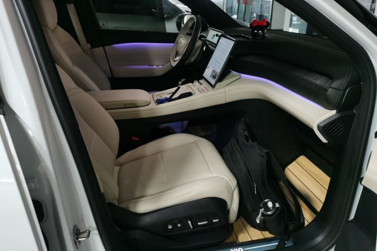 Used Nio ES6 2024 75 kWh
