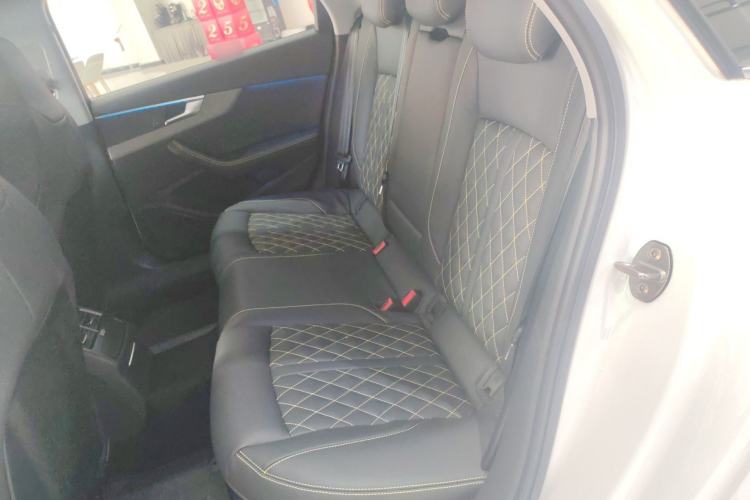 Used Audi A4L 2019 40 TFSI Ambition China VI