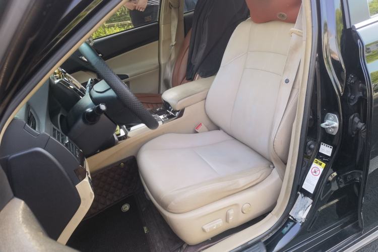 Used Toyota Reiz 2012 2.5V Fengdu Elite Stylish Edition
