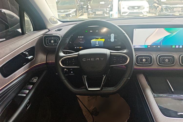 Used Chery Tiggo 9 C-DM 2025 1.5T 106KM Ultra-Comfort Edition 5 Seats Lithium-NMC
