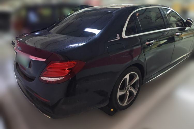 Used Mercedes-Benz E-Class 2017 E 300 L Sporty and Stylish Model
