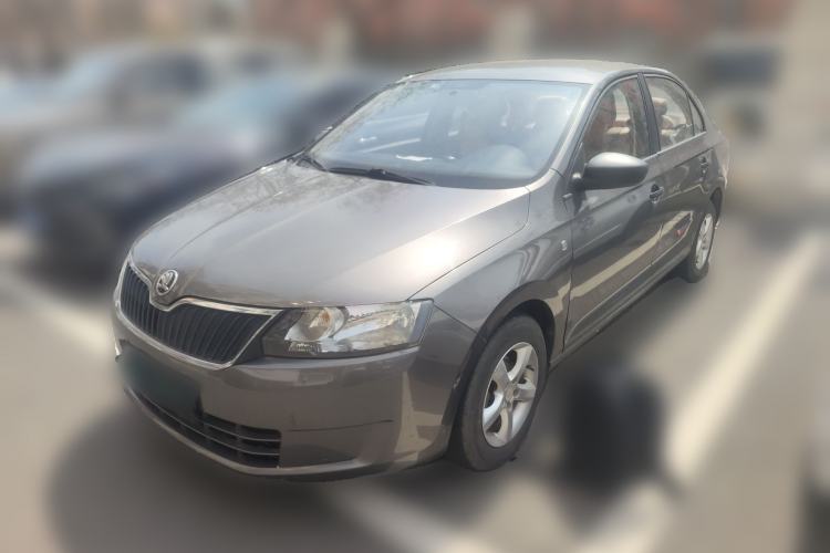 Used Skoda Rapid 2013 1.6L Manual Enjoyment Model