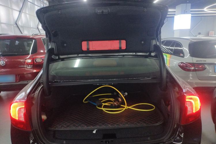 Used Volvo S60 New Energy 2015 S60L E-Drive Hybrid T6 Smart Drive Edition Trunk