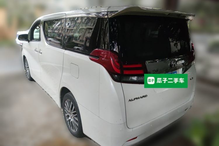 Used Toyota Alphard 2015 3.5L Luxury Edition