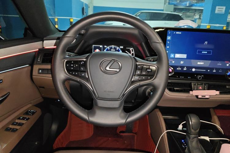 Used Lexus ES 2025 200 Premium Edition
