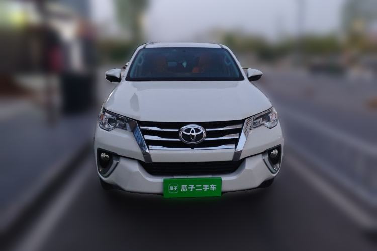 Used Toyota Fortuner 2016 2.7L Middle East Version Front