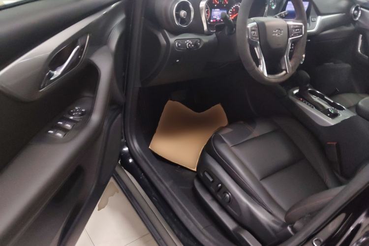 Used Chevrolet Blazer 2020 Redline 650T 5-Seater Model
