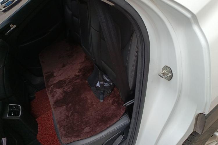 Used Hyundai Tucson 2018 1.6T Dual-Clutch Two-Wheel Drive 15th Anniversary Special Edition
