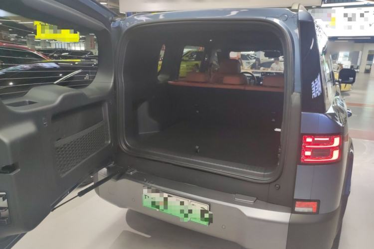 Used Formula Leopard Tai 7 2025 Model 190 km Four-Wheel Drive Ultra Edition
