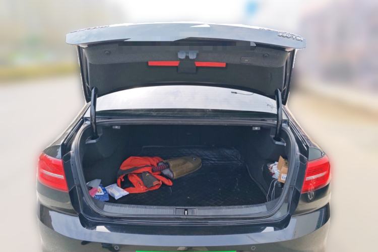 Used Volkswagen Magotan 2018 Facelift 330TSI DSG Luxury Model Trunk