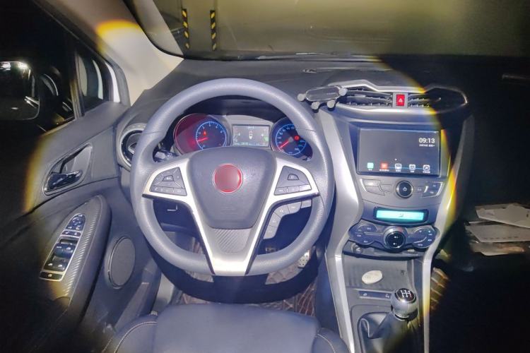 Used BYD Yuan 2016 1.5L Manual Luxury Model Steering Wheel