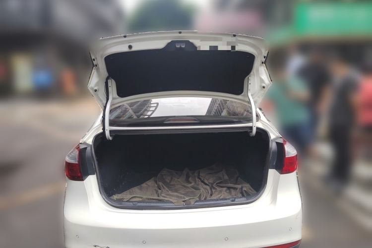 Used Kia K3 2016 1.6L Automatic GLS
