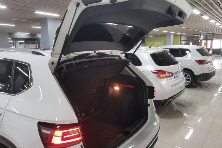 Used Volkswagen Tharu 2023 300TSI Two-Wheel-Drive Full Moon Edition Trunk