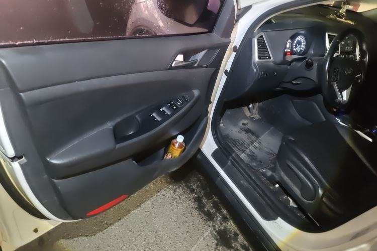 Used Hyundai Tucson 2015 1.6T Dual-Clutch Two-Wheel-Drive Smart Model
