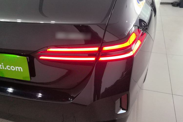 Used BMW 5 Series 2025 525Li M Sport Package