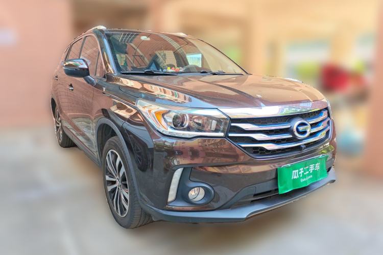 Used GAC Trumpchi GS4 New Energy 2017 1.5L PHEV Smart Enjoyment Edition Front Right 45 Deg