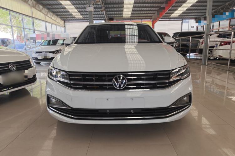 Used Volkswagen Bora 2021 1.5L Manual Fashion Smart Connect Edition Front