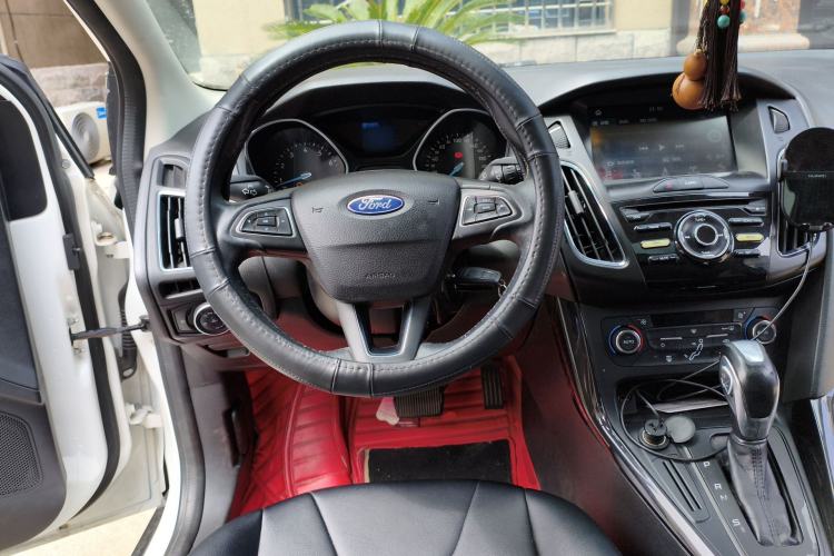 Used Ford Focus 2015 Sedan 1.6L Automatic Trend Model