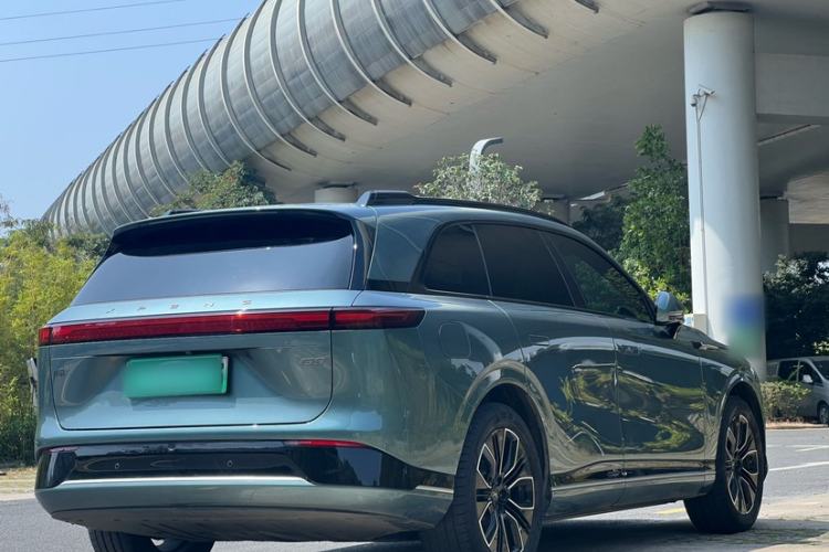 Used XPeng G9 2025 725 with Ultra-Long Range Max
