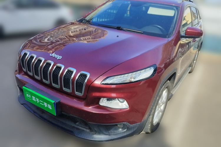 Used Jeep Cherokee 2016 2.0L Superior Edition