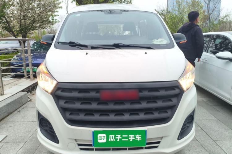 Used Jinbei Gold Hiace M Classic 2024 1.5L Engineering Lion Passenger Vehicle 5 Seats Front