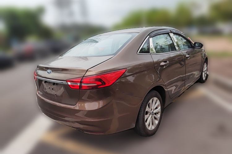 Used Ford Escort 2015 1.5L Automatic Fashion Model Rear Right 45 Deg