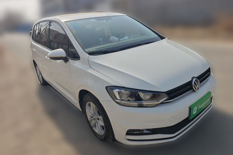 Used Volkswagen Touran 2016 Volkswagen Touran L 280TSI Manual Trend Edition
